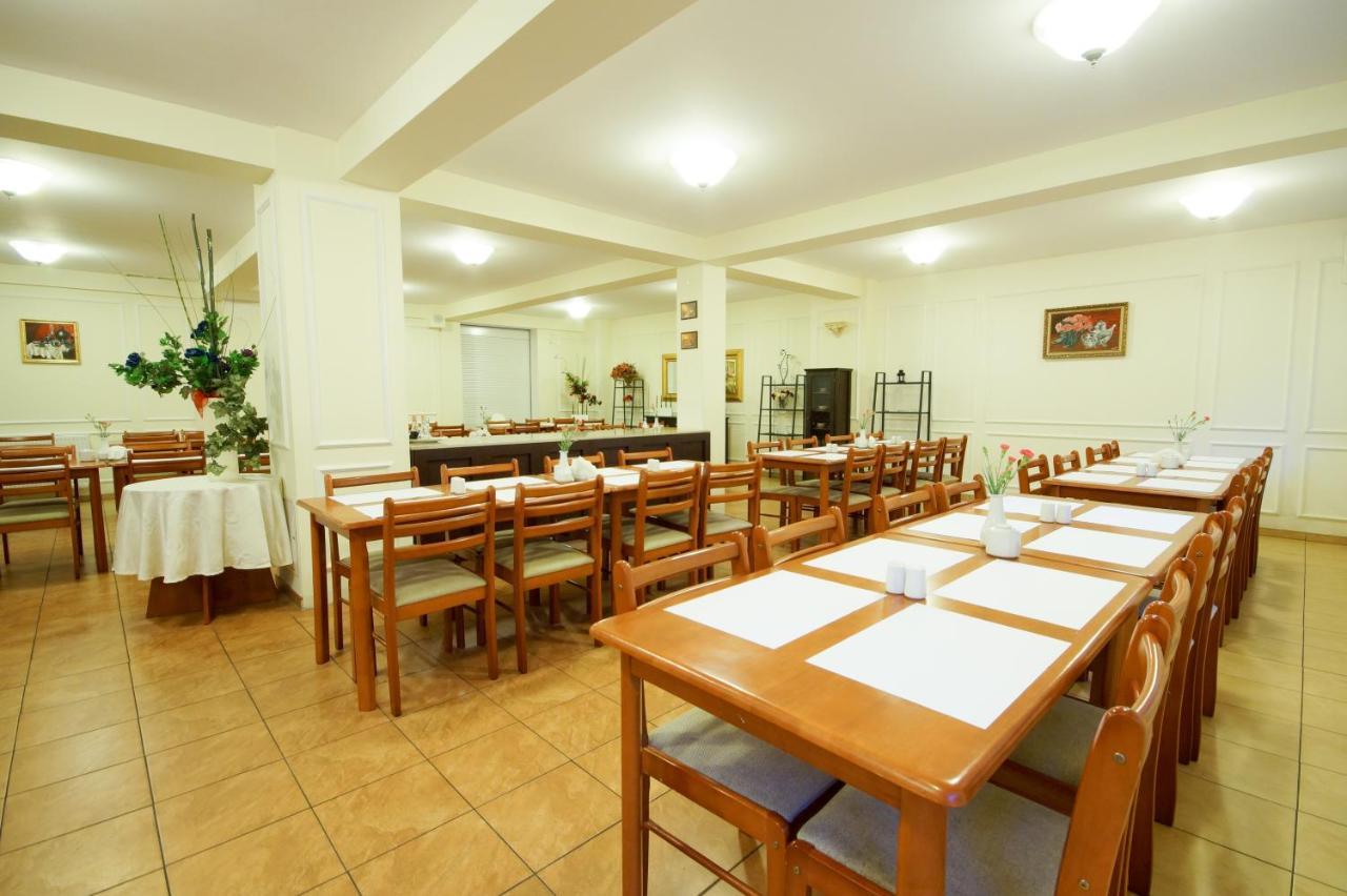 Koral Hotel Wladyslawowo-Chlapowo Ngoại thất bức ảnh