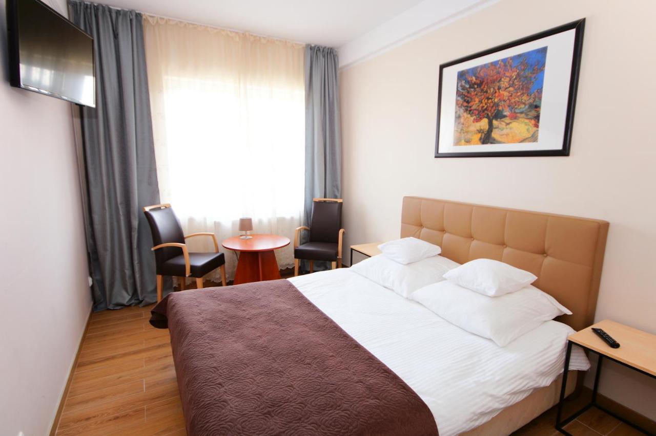 Koral Hotel Wladyslawowo-Chlapowo Ngoại thất bức ảnh