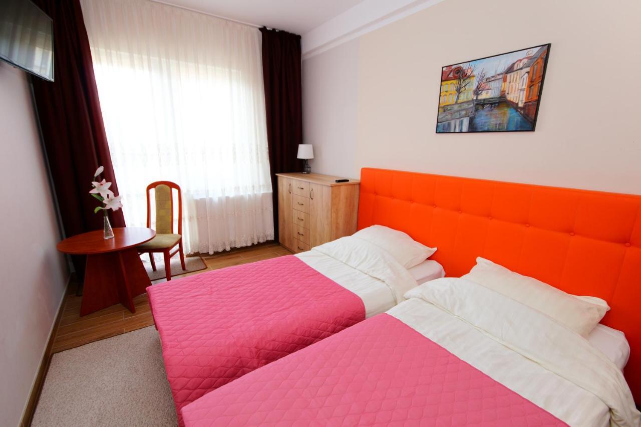 Koral Hotel Wladyslawowo-Chlapowo Ngoại thất bức ảnh